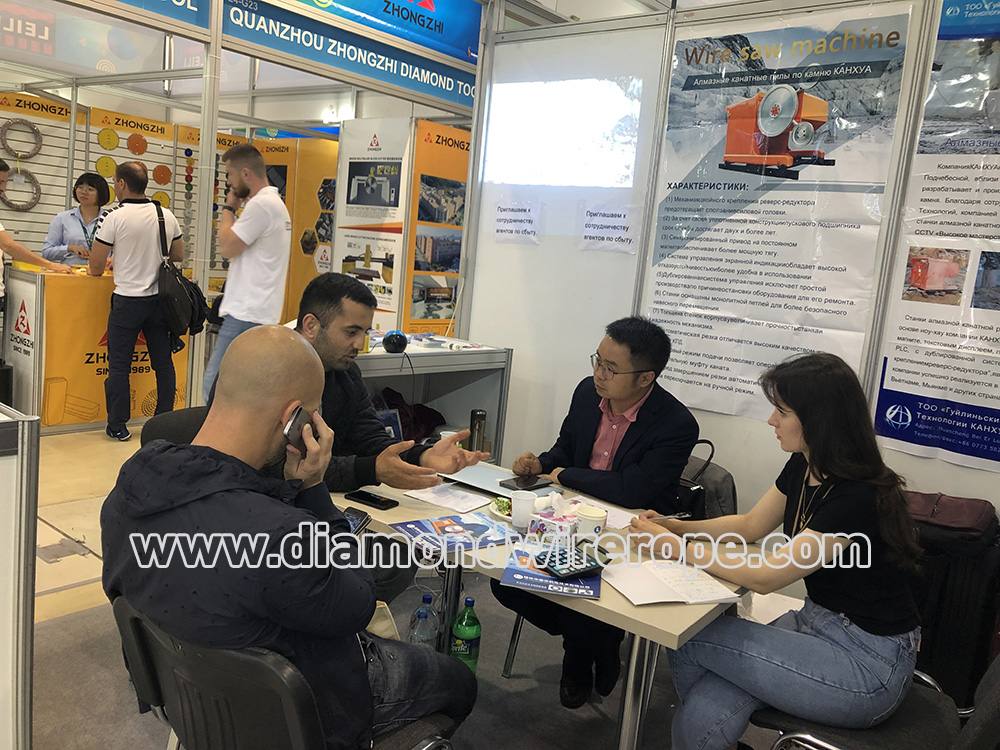 Diamond Cut Rope cutting surface is smooth. diamond cut rope saw for Marble quarrying Diamond Cut Rope cutting surface is smooth. diamond cut rope saw for Marble quarrying