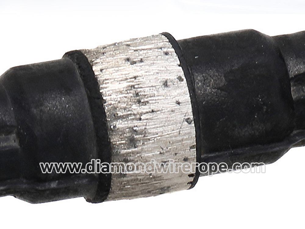 Diamond rope saw fixed by high - performance rubber Diamond rope saw fixed by high - performance rubber