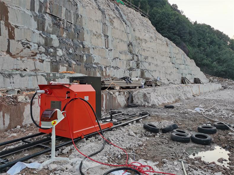 Quarry electrolic power facilities