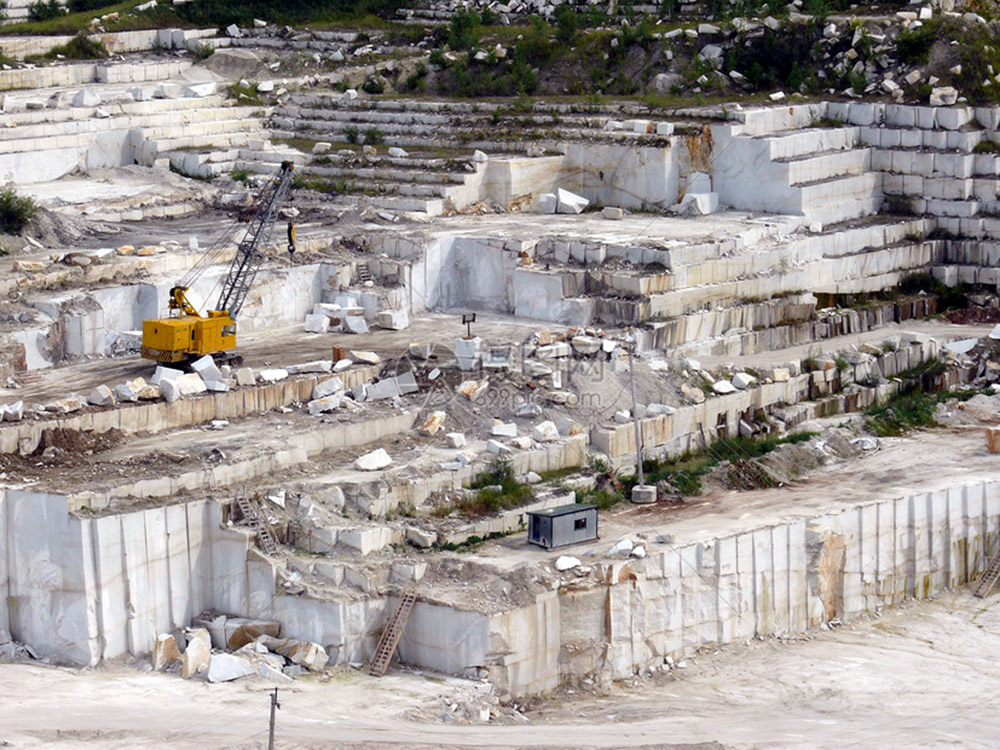 Quarrying waste disposal issues