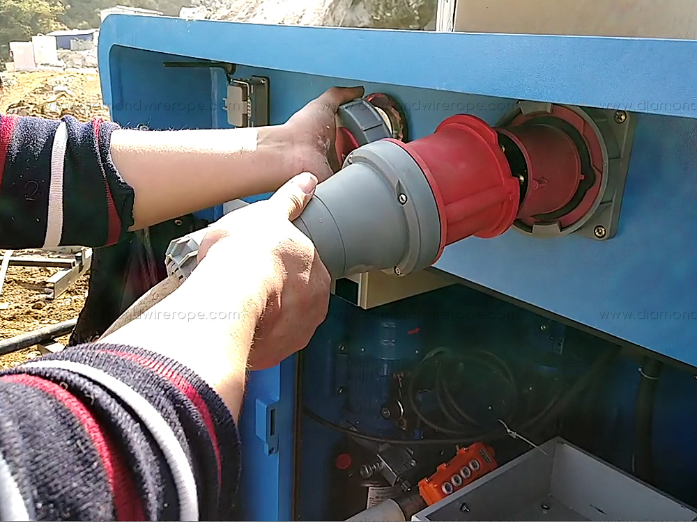 Wiring Method of Power Plug for Wire Saw Machine